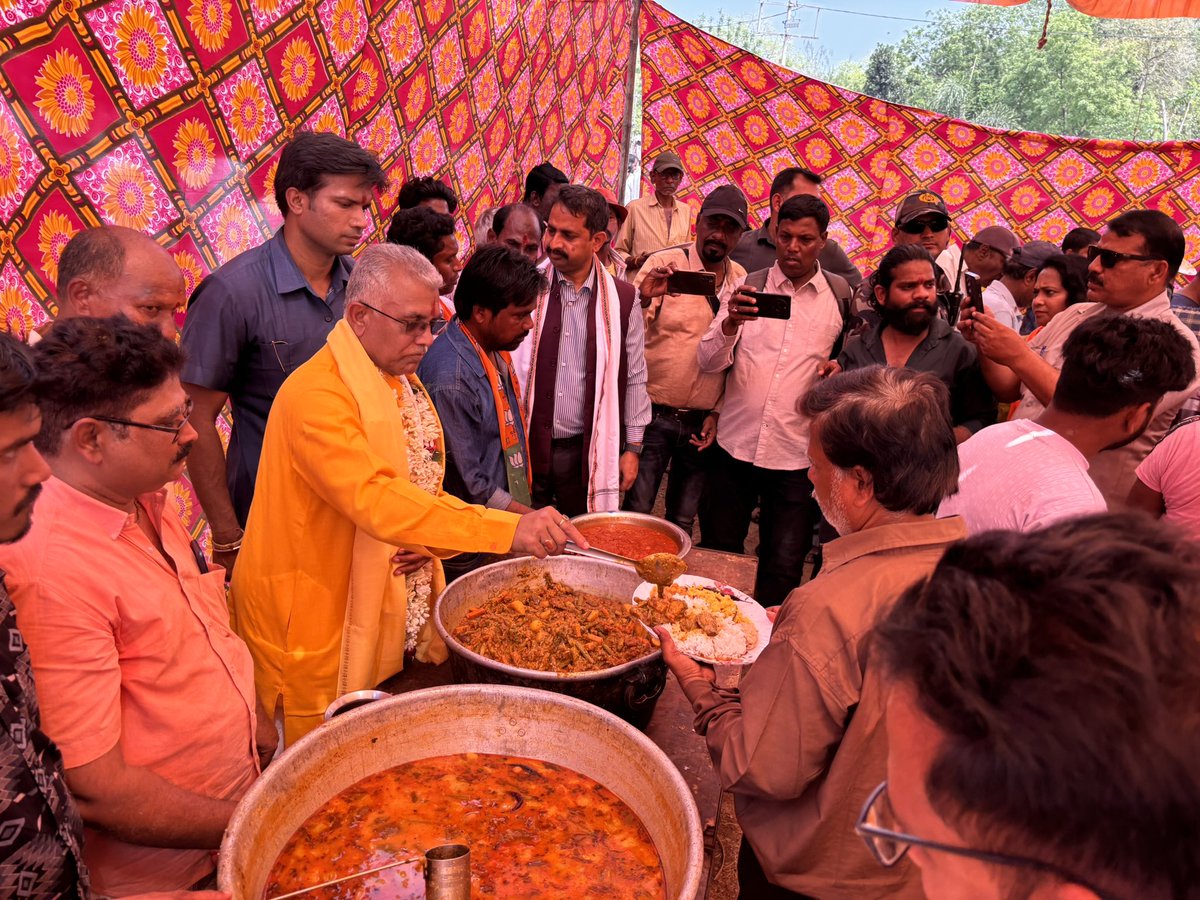 Dilip Ghosh (Modi Ka Parivar) tweet media