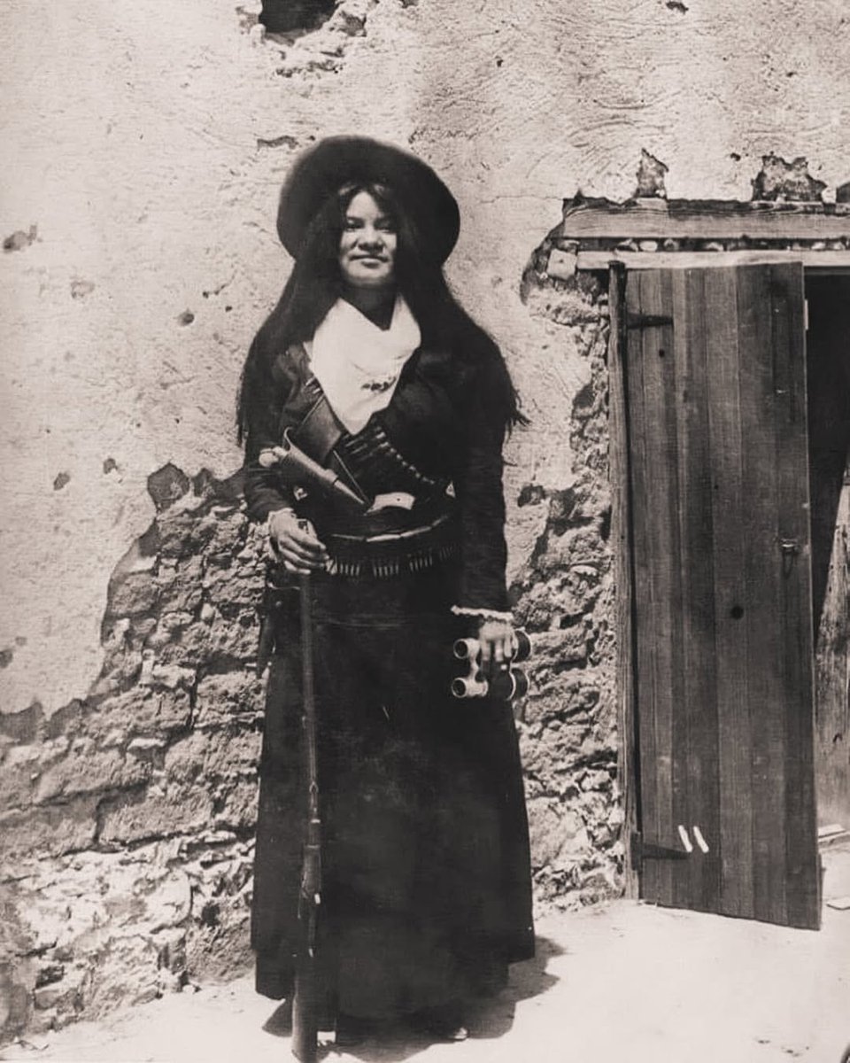 Antifa_Ultras tweet media