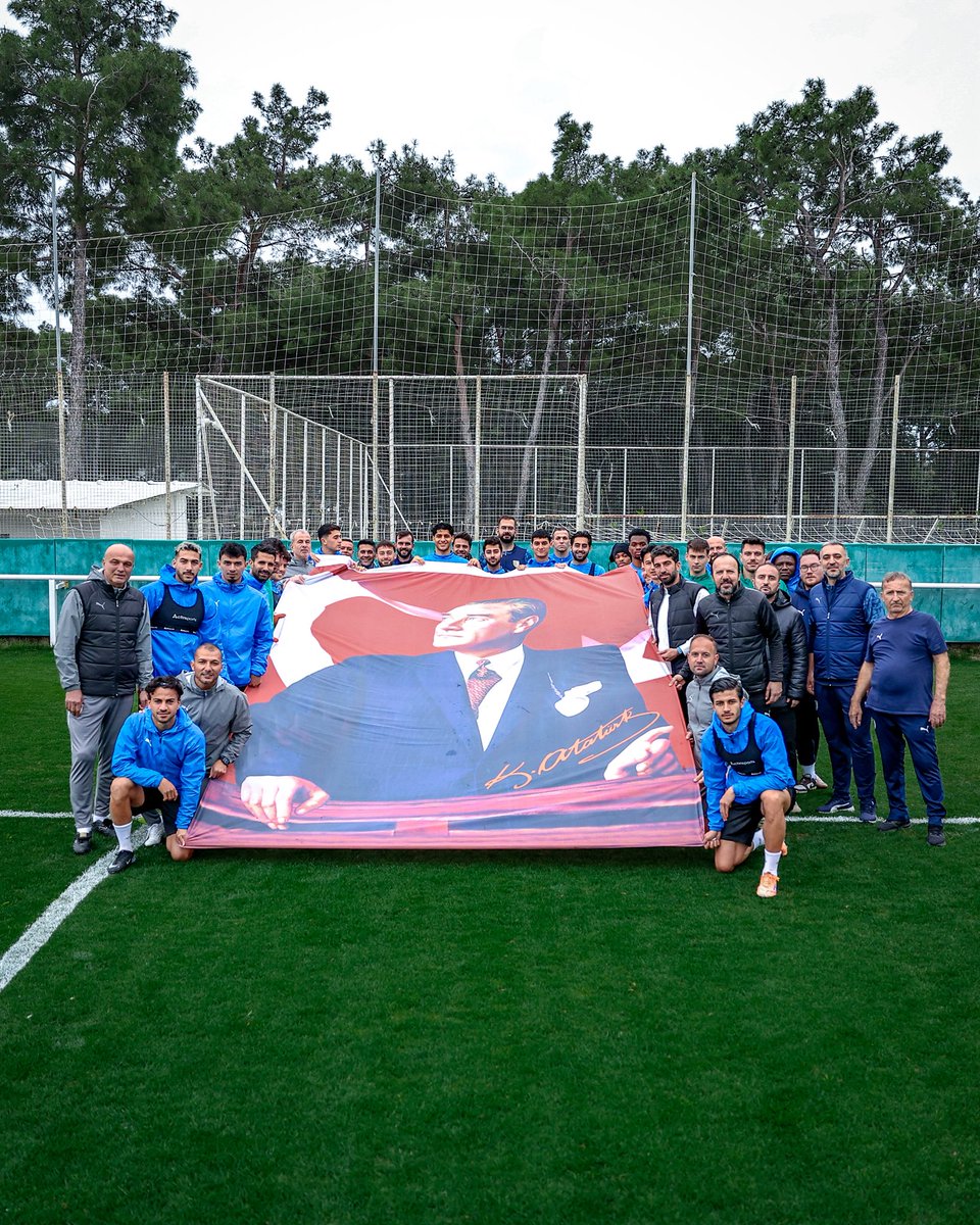 Bodrumspor_AS's tweet photo. ÇANAKKALE GEÇİLMEZ! 🇹🇷 https://t.co/5HOWt8KRIf