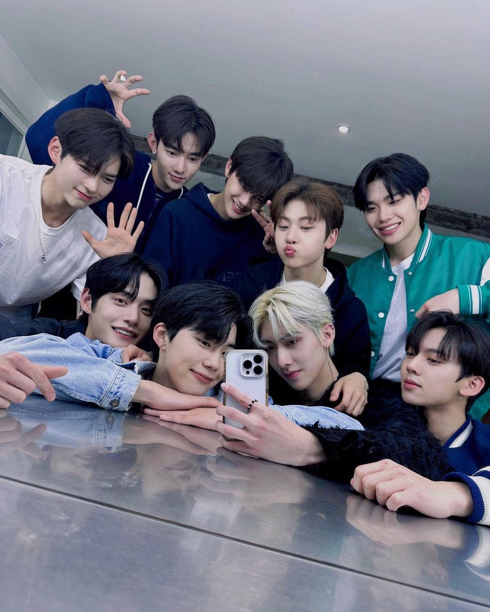 리리🤍 tweet media