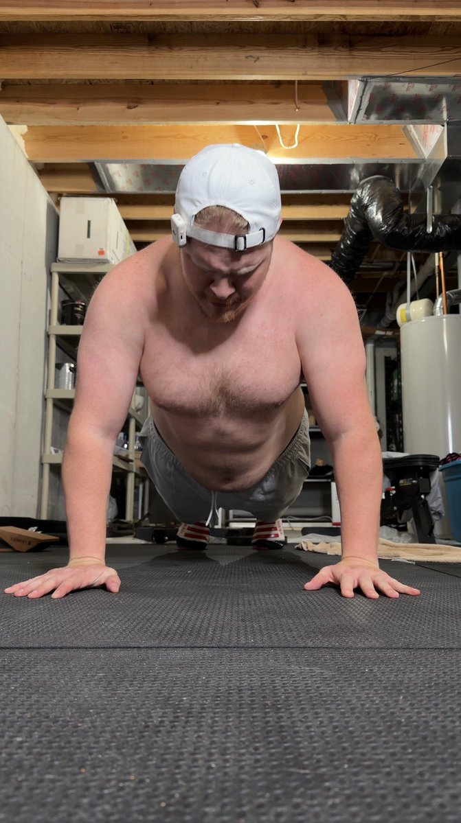 Tonalite_Tony tweet media