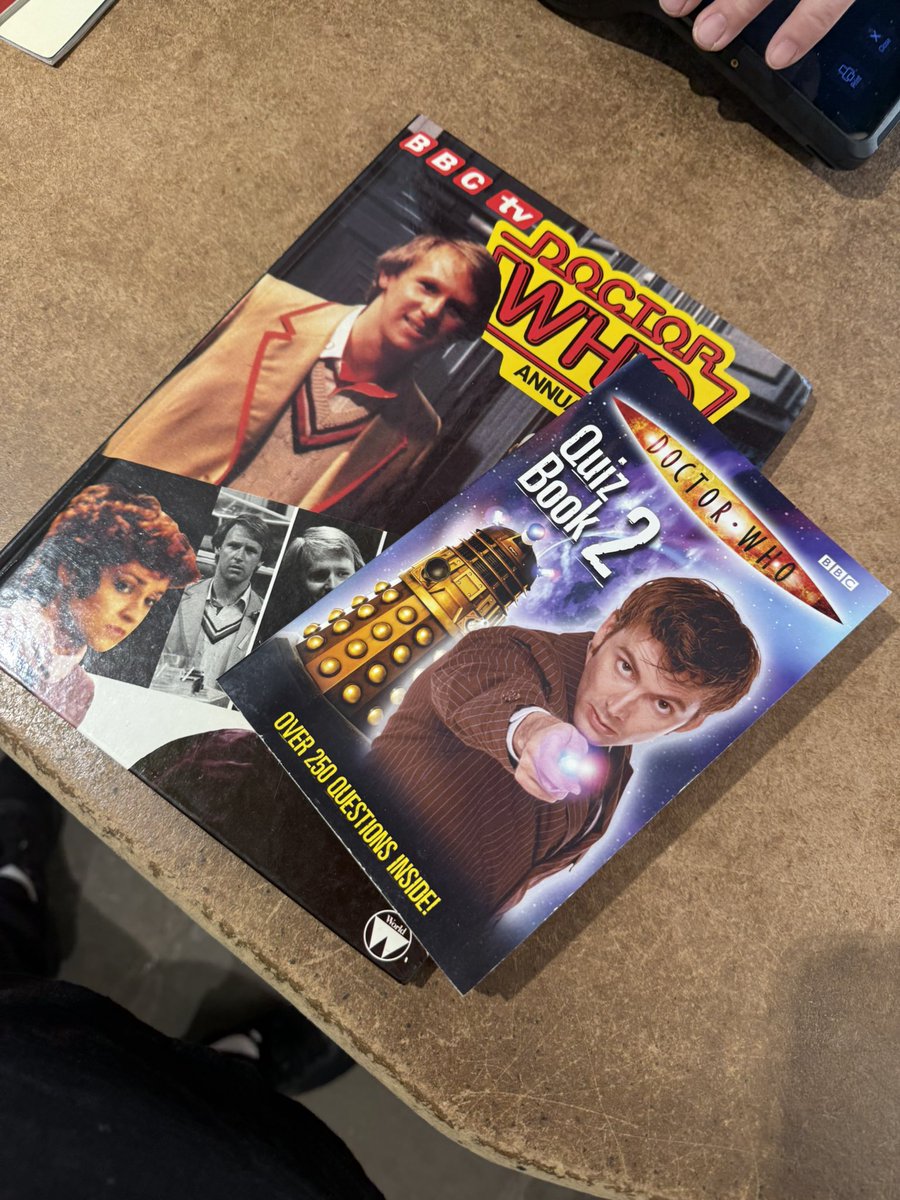 Doctor Who Positivity (Tom #IStandWithDavidTennant tweet media