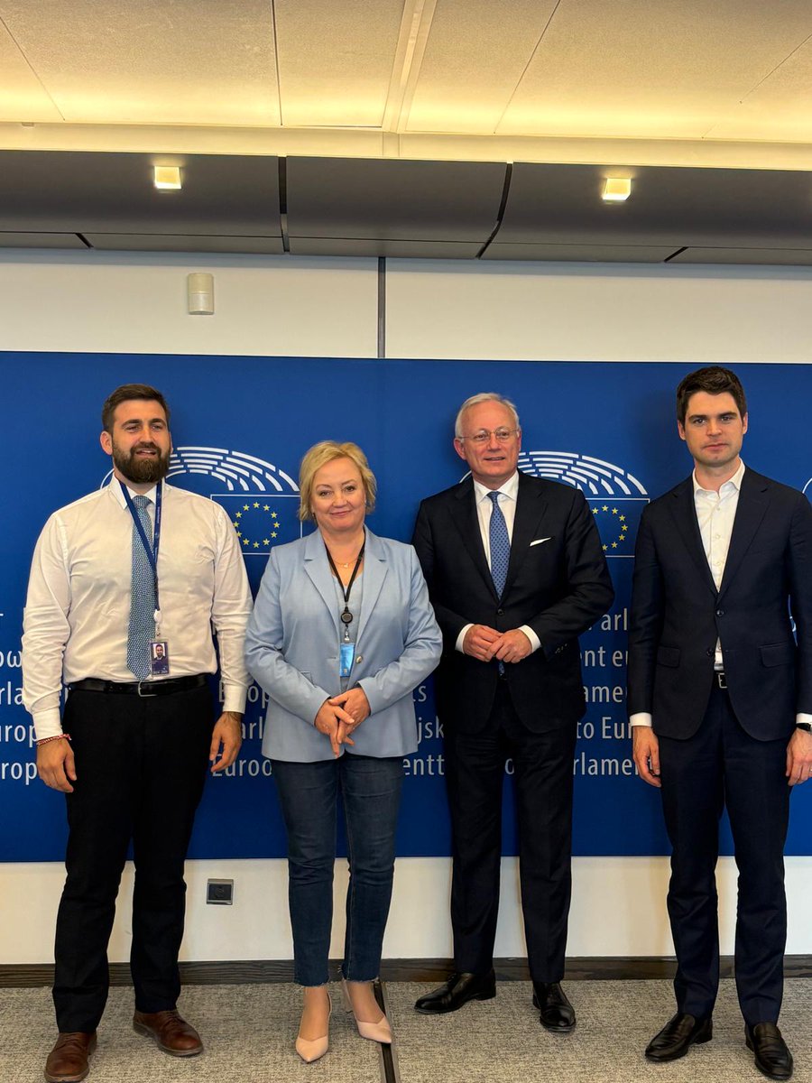 Council of European Municipalities and Regions tweet media