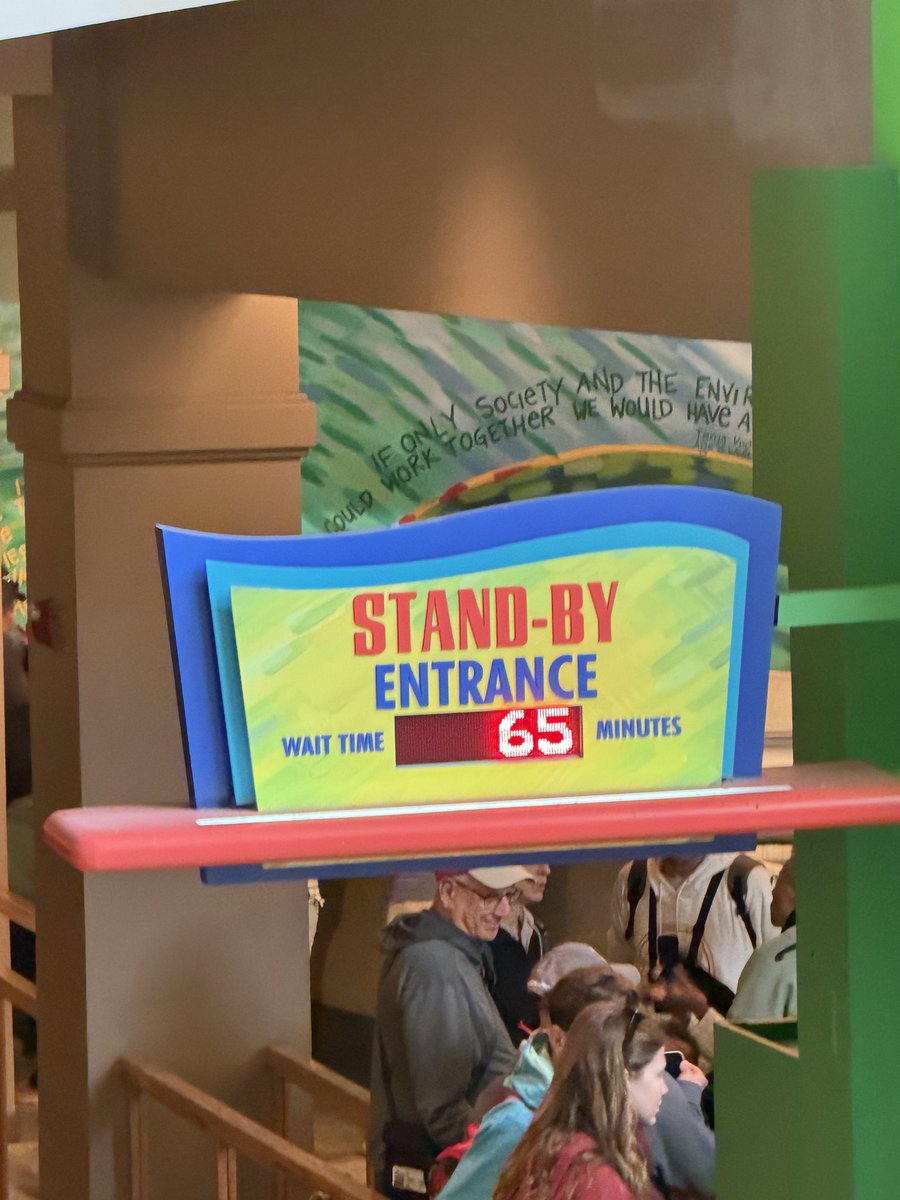 Disney Clips Guy tweet media