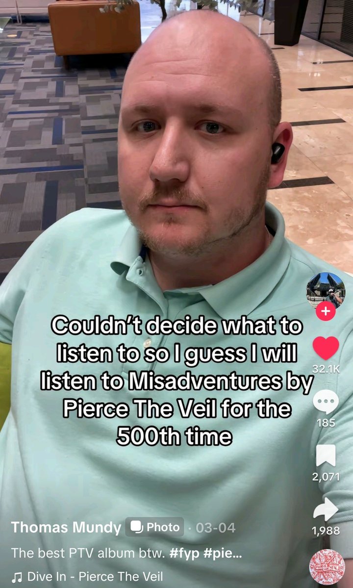 bruce wayne irl tweet media