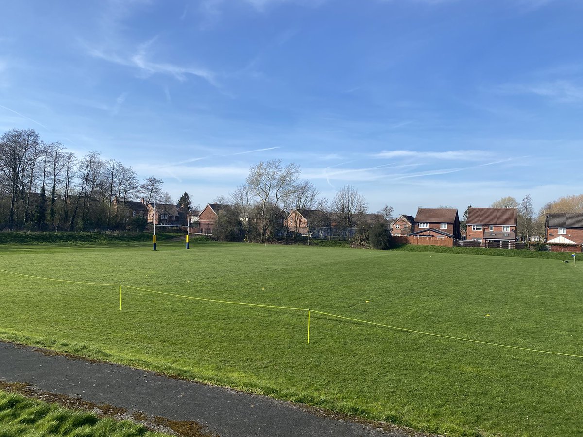 ⭐️ DE LA SALLE PE ⭐️ tweet media