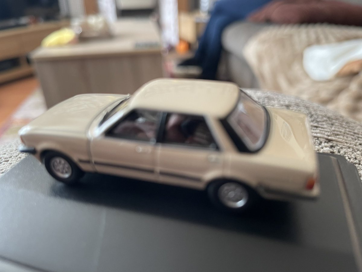 spike_A1Radio's tweet photo. Mk5 Cortina and Mk1 Capri for the collection #Fords https://t.co/zoWwcGT2sc