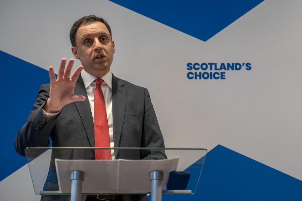 Laura Webster tweet media