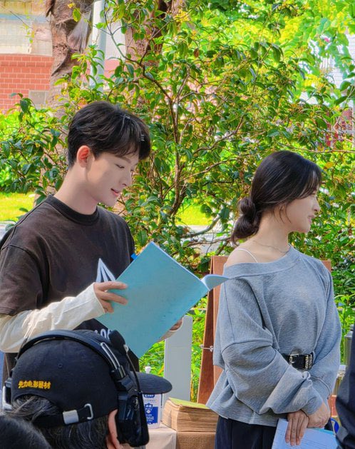 no context yue tweet media