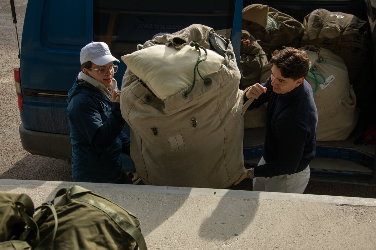 255 vuorokautta ja reserviin! 🫡 Ilmavoimista kotiutuu saapumiserän 2/25 varusmiehiä. Kiitos palveluksesta Ilmavoimissa ja menestystä reserviin! #ilmavoimat #tj0 #varusmiespalvelus