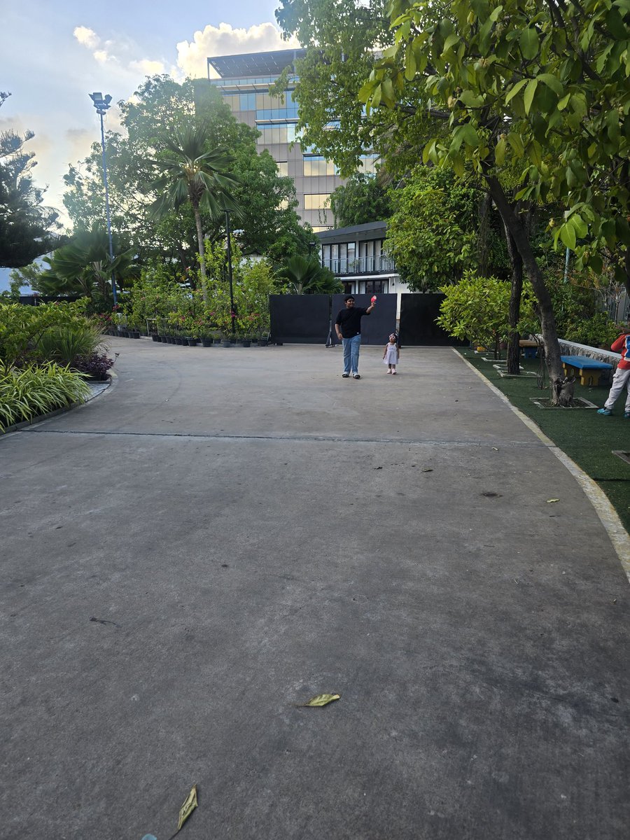 Ismail Mukhthaba tweet media