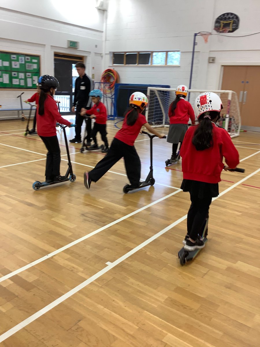 Brackenhill Primary School tweet media