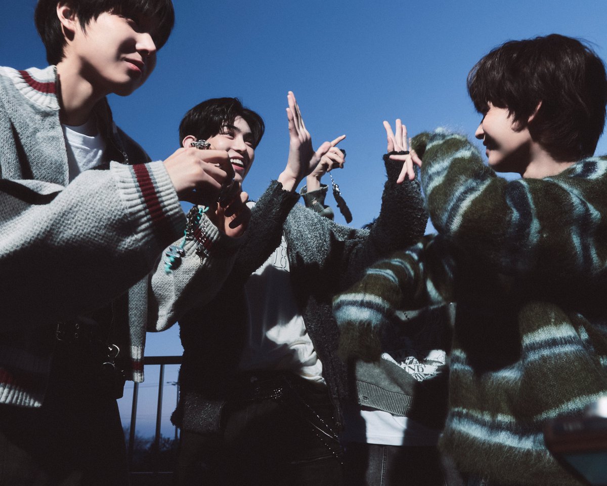 KickFlip tweet media