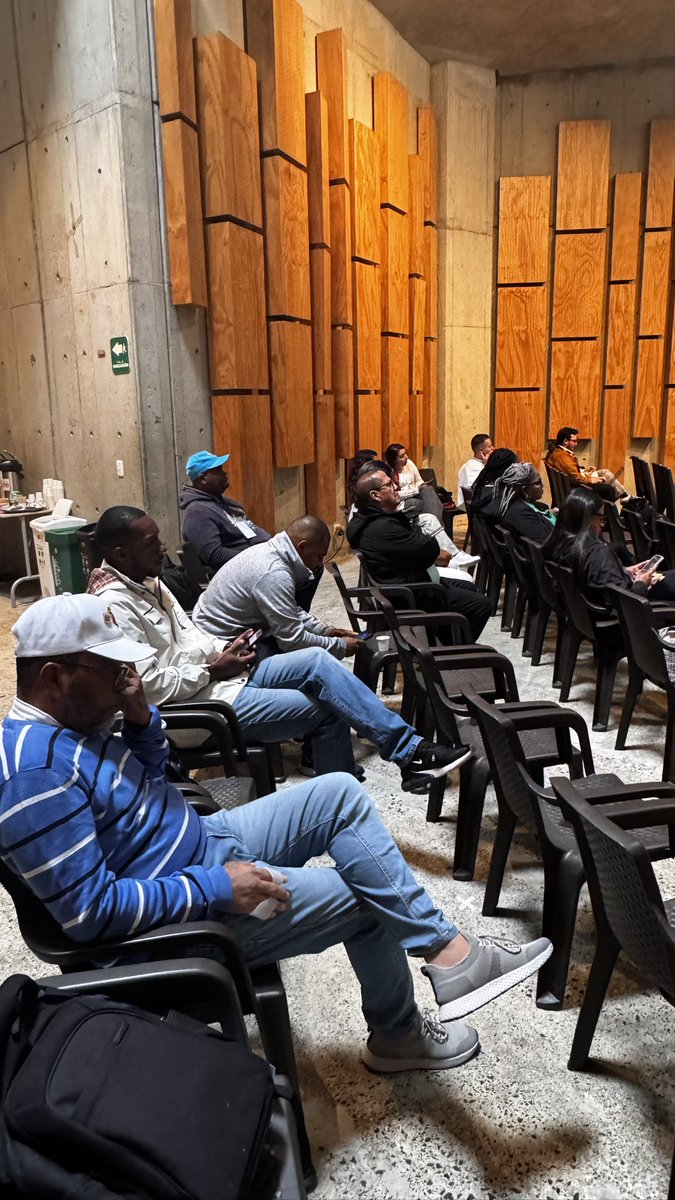 @SunetColOfc tweet media