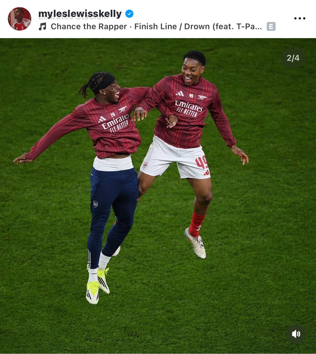 munii🧃 tweet media