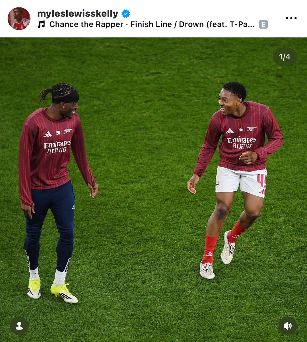 munii🧃 tweet media