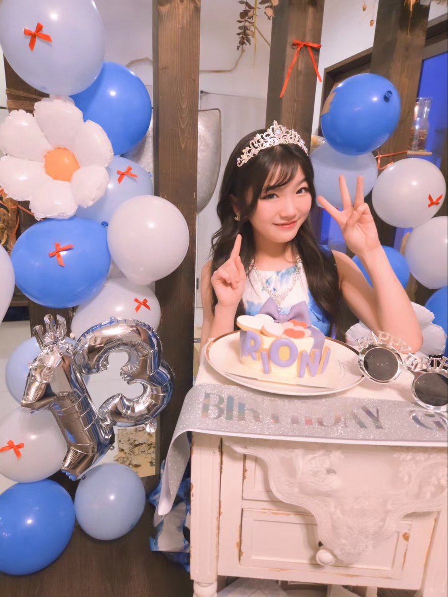 RIONA00317's tweet image. たくさんのお祝いﾒｯｾｰｼﾞありがとうございました🩷"*
この1年もたくさん頑張って
後悔のない1年にしていきますｯ🔥🔥
ここに宣言ｯｯ✊‼️✨

さあーて🩷
明後日の本番イベントにむけてｯまずはがんばるぞお🔥✨
#夢はダンサー ♡
#anapgirls ♡♡
#RIONA
#birthdaygirl