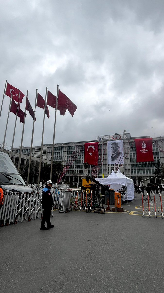 Sıla Bozatlı tweet media