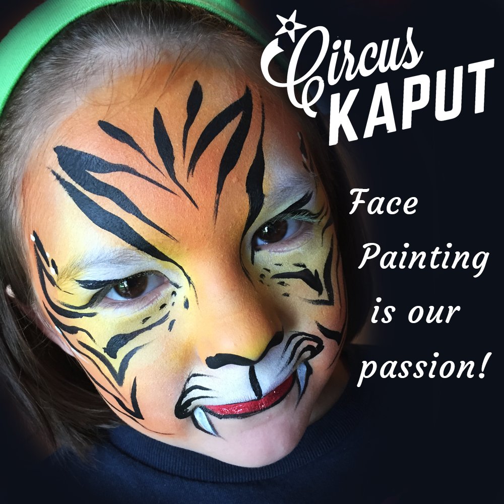 Circus Kaput Face Painters love what they do - and it shows!  Our whole team trains together and designs together.  You can't get that any place else! 👨‍🎨 #supportlocal #supportsmallbusiness #buylocal #stlouis