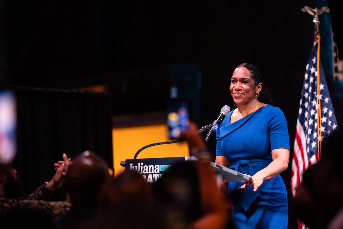 Juliana Stratton tweet media