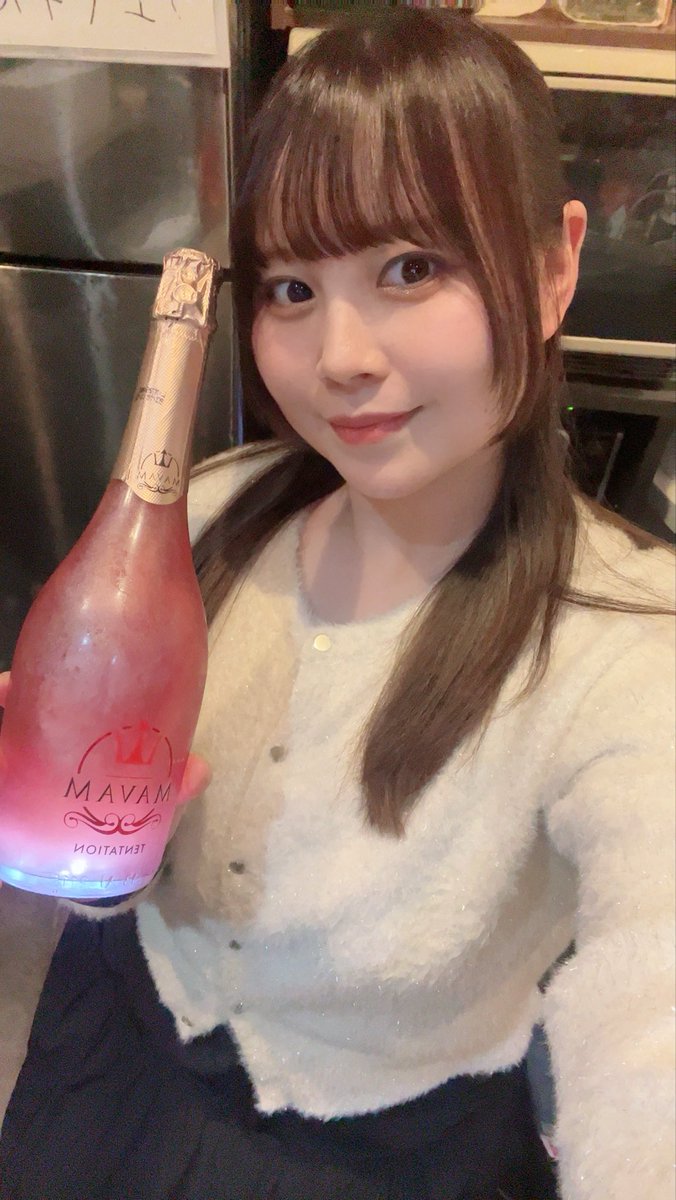 ゆりてゃ😈💜ワンピカ tweet media