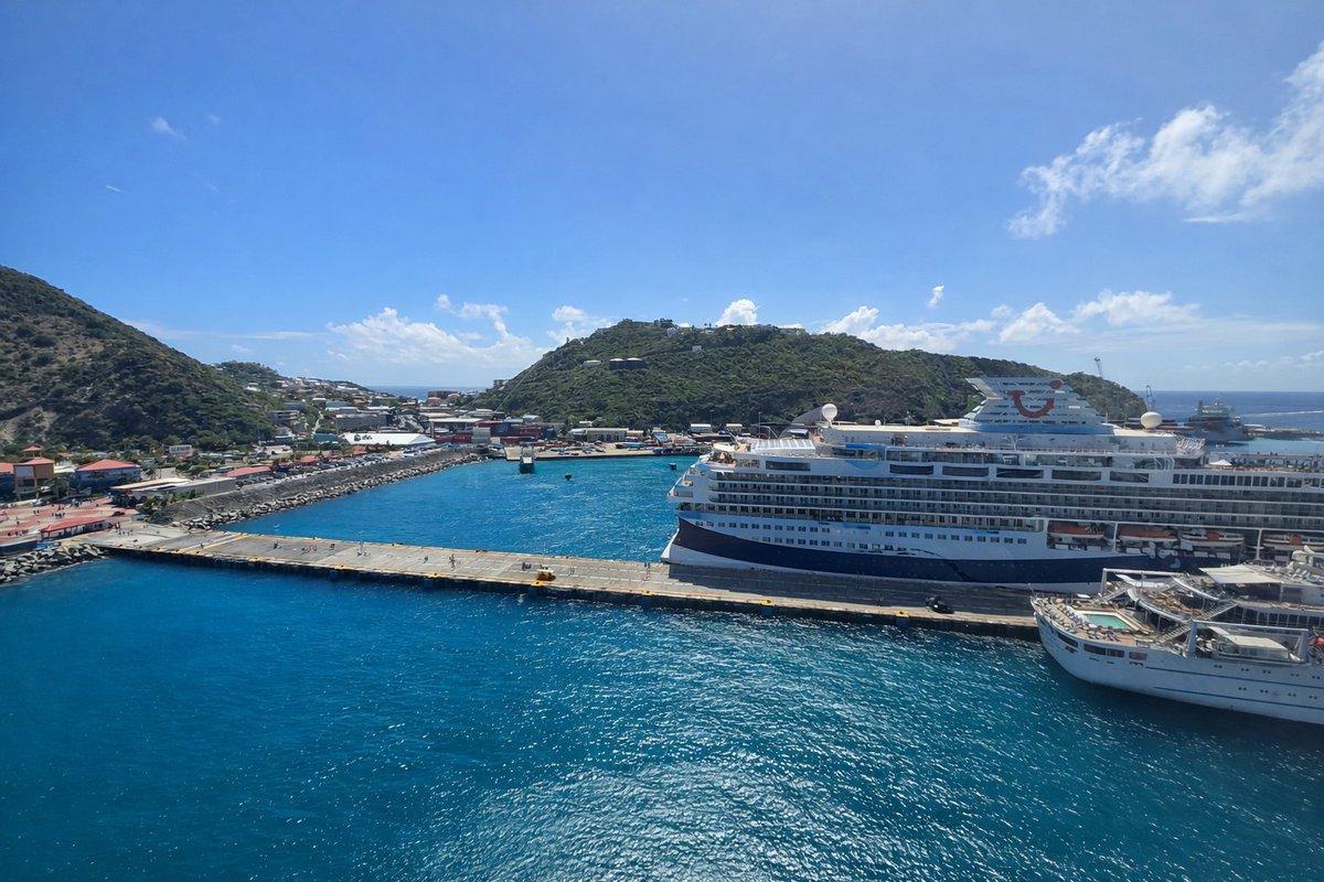 Miss Robin ⛓️ Central Pennsylvania FemDom tweet media