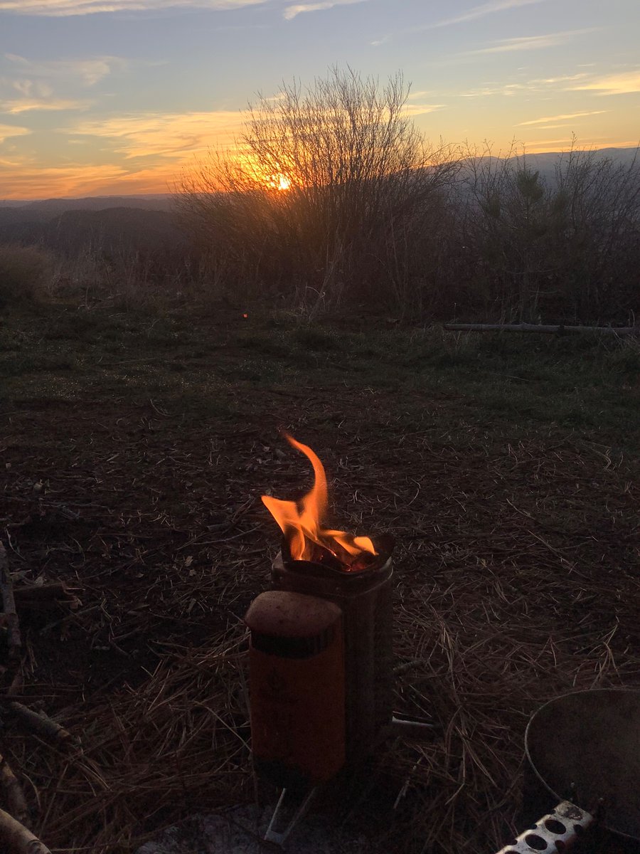 cliffcrego's tweet photo. #PoetsWithoutBorders Right now…SUNSIGHT!! 5:55 am #poem for #IRAN 🌎☮️🙏 #WALLOWAS #OREGON https://t.co/Q09jUolOzi
