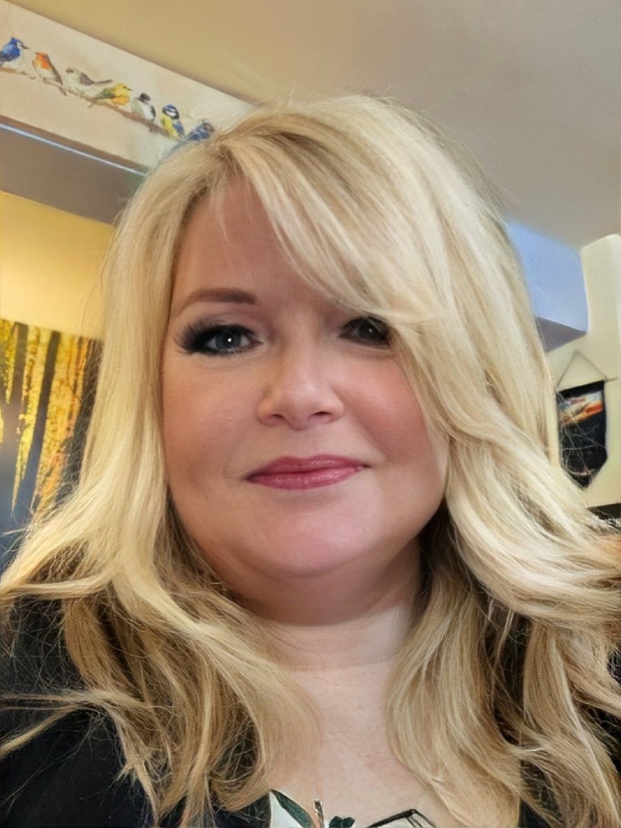 Chrissy Kitten tweet media