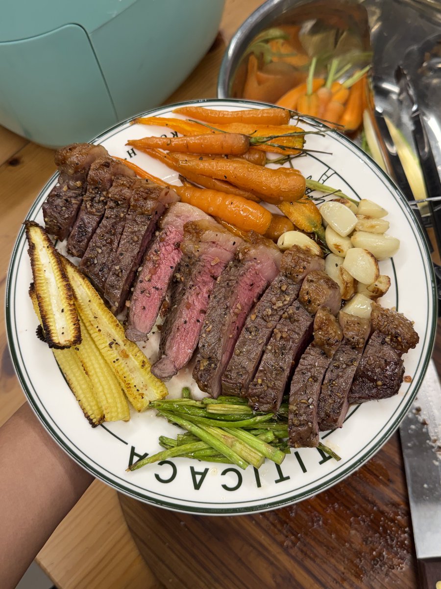 วันนี้น้องกินอะไร tweet media