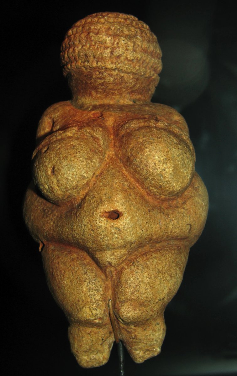 💐Ladies,

If the Goddess Aphrodite can have belly rolls, you can too.