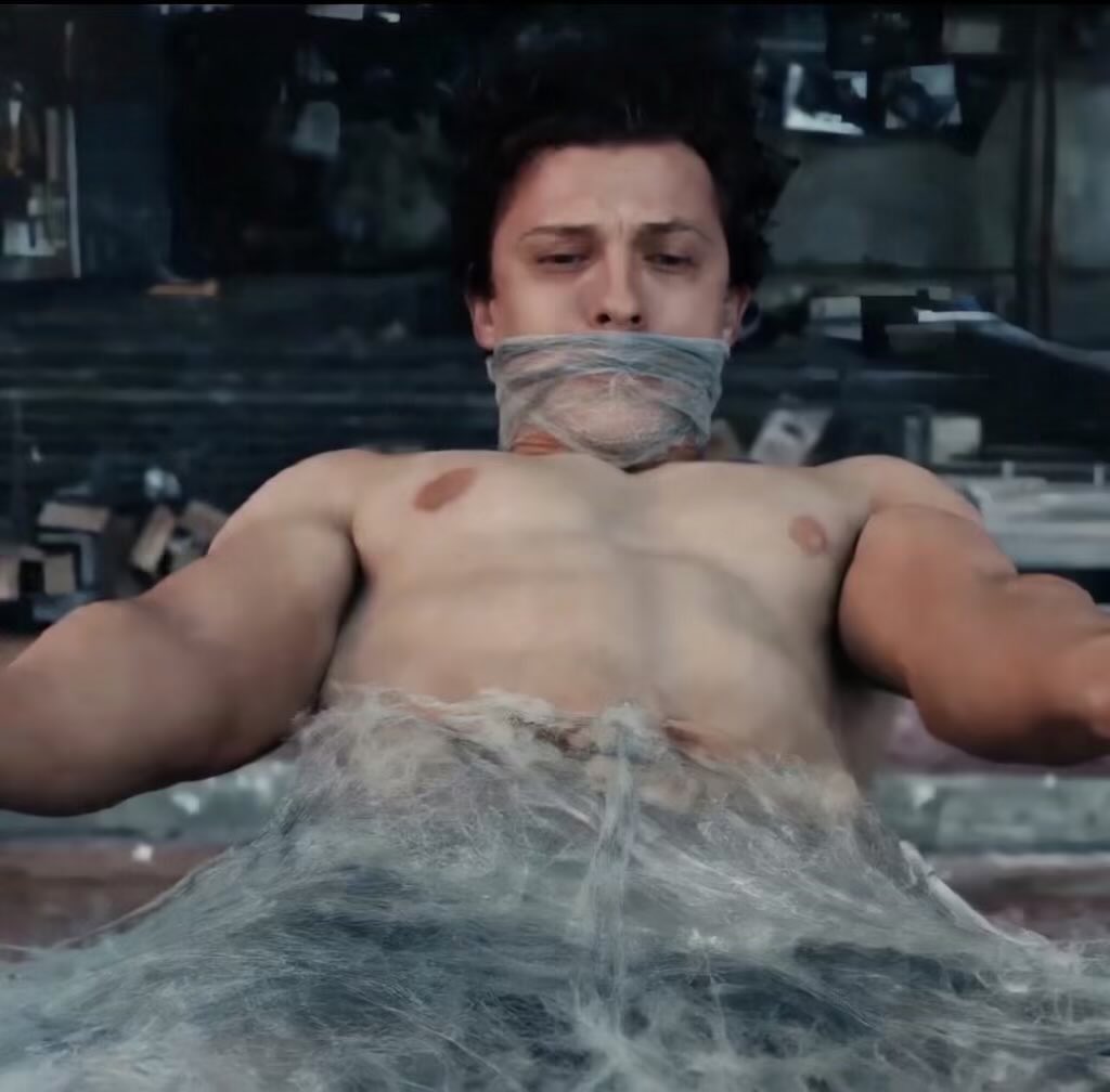 Bondage and Belly Buttons tweet media