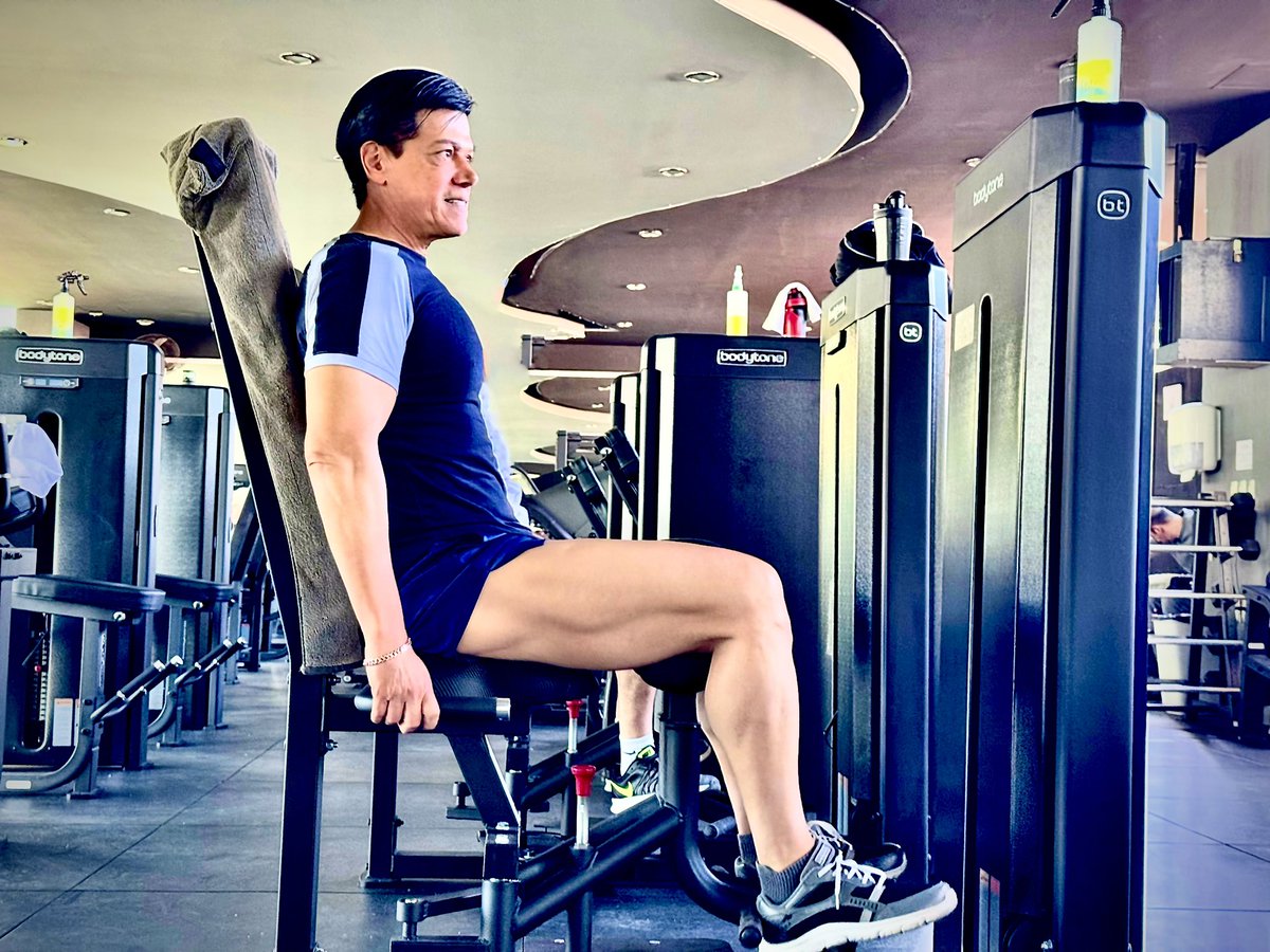 KingsWarArthur's tweet photo. Hoy tocó darle a las de pollo 🍗😅
Lo mejor para ti que me leés! 
_________________________________
#BeHappy #HazLoPosible #MakeItPossible #LifeStyle #Fitnesslifestyle #Picoftheday  #niceguy #Dady #Latino #instagood #fit #hotguysofinsta https://t.co/xib6ZXyOx7
