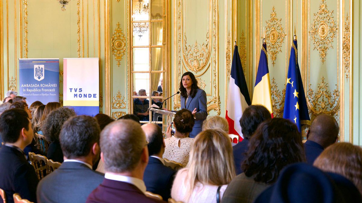 Éléonore Caroit tweet media