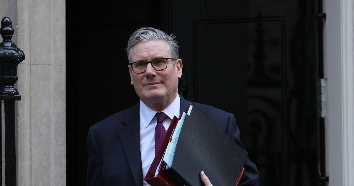 Express Politics tweet media