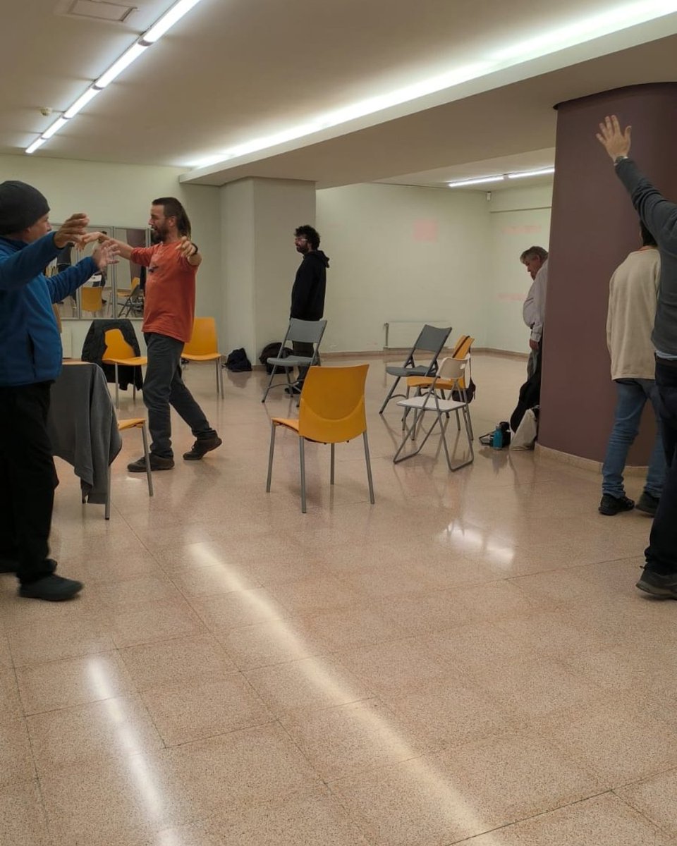 FamiliaiSalutMental tweet media