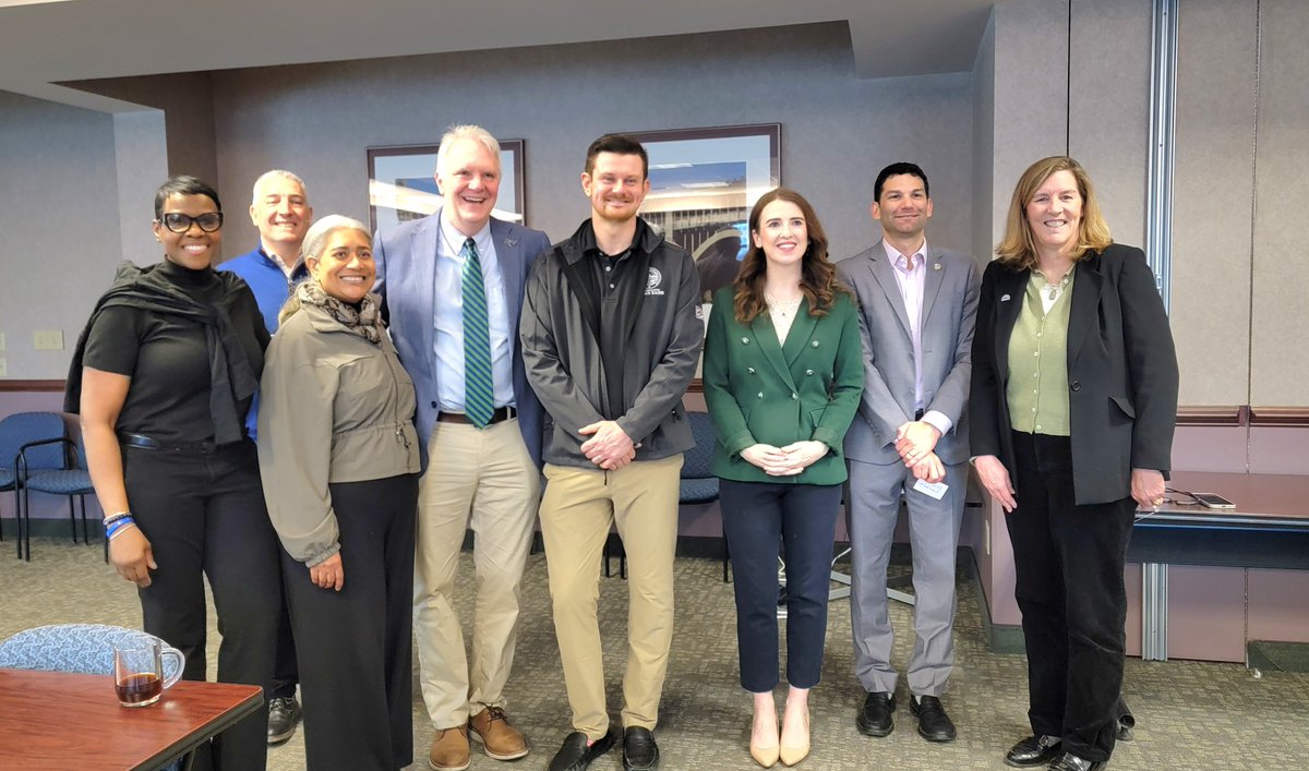 Bride Rose Sweeney tweet media