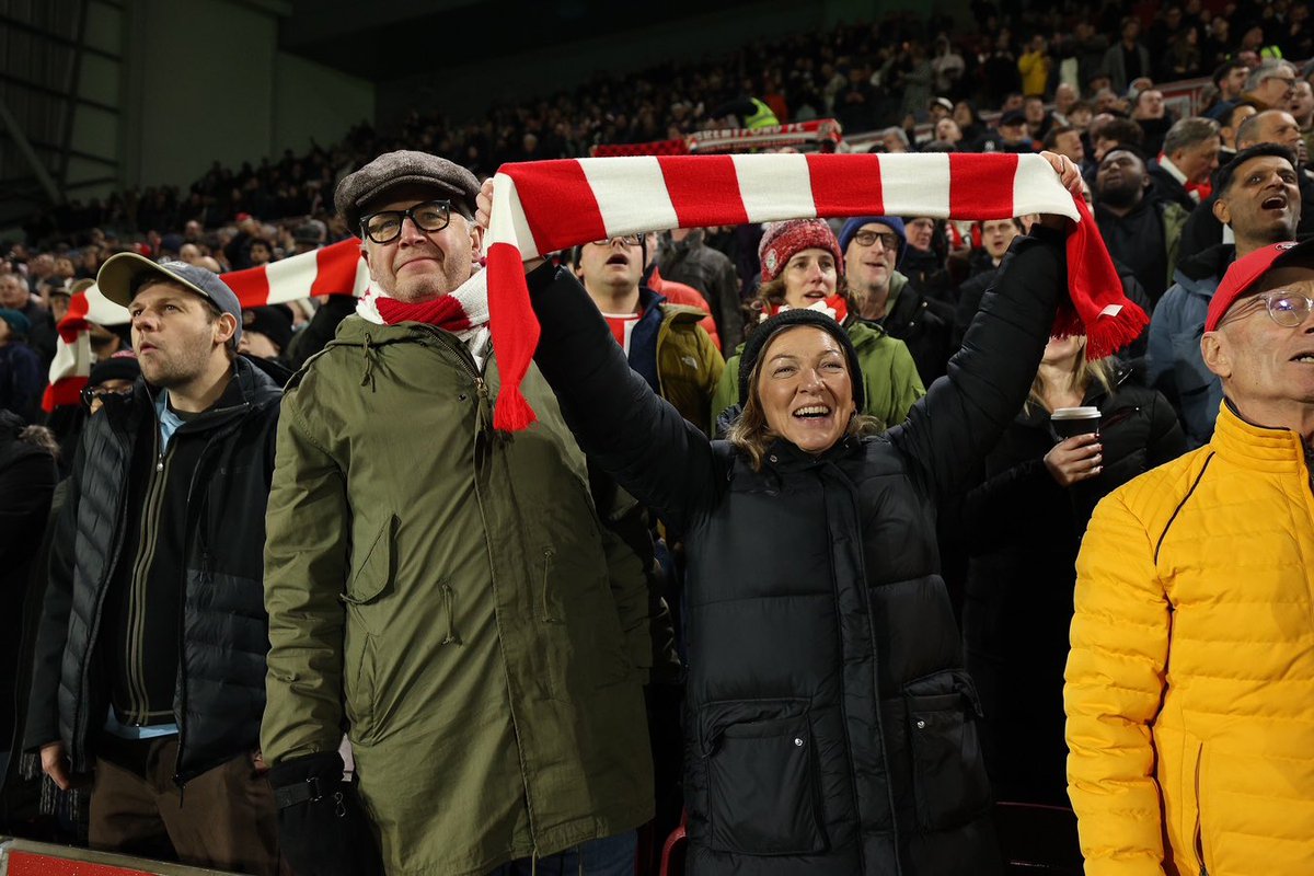 BIAS - Brentford FC fans tweet media