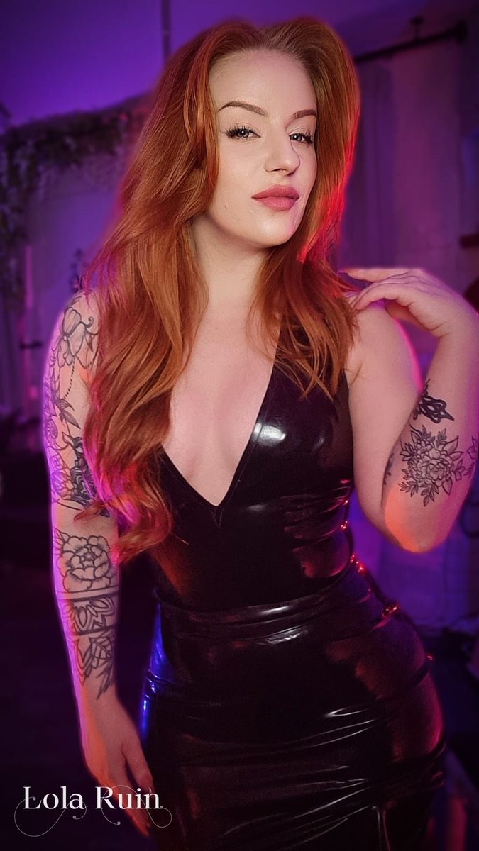 Lola Ruin ♀️ tweet media