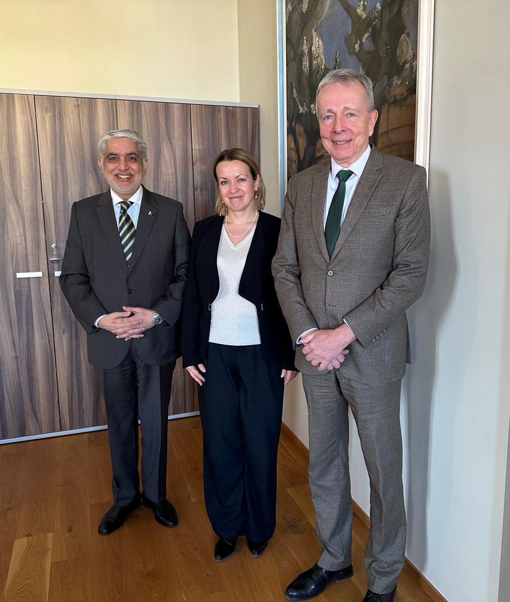 Pakistan Embassy Czech Republic tweet media