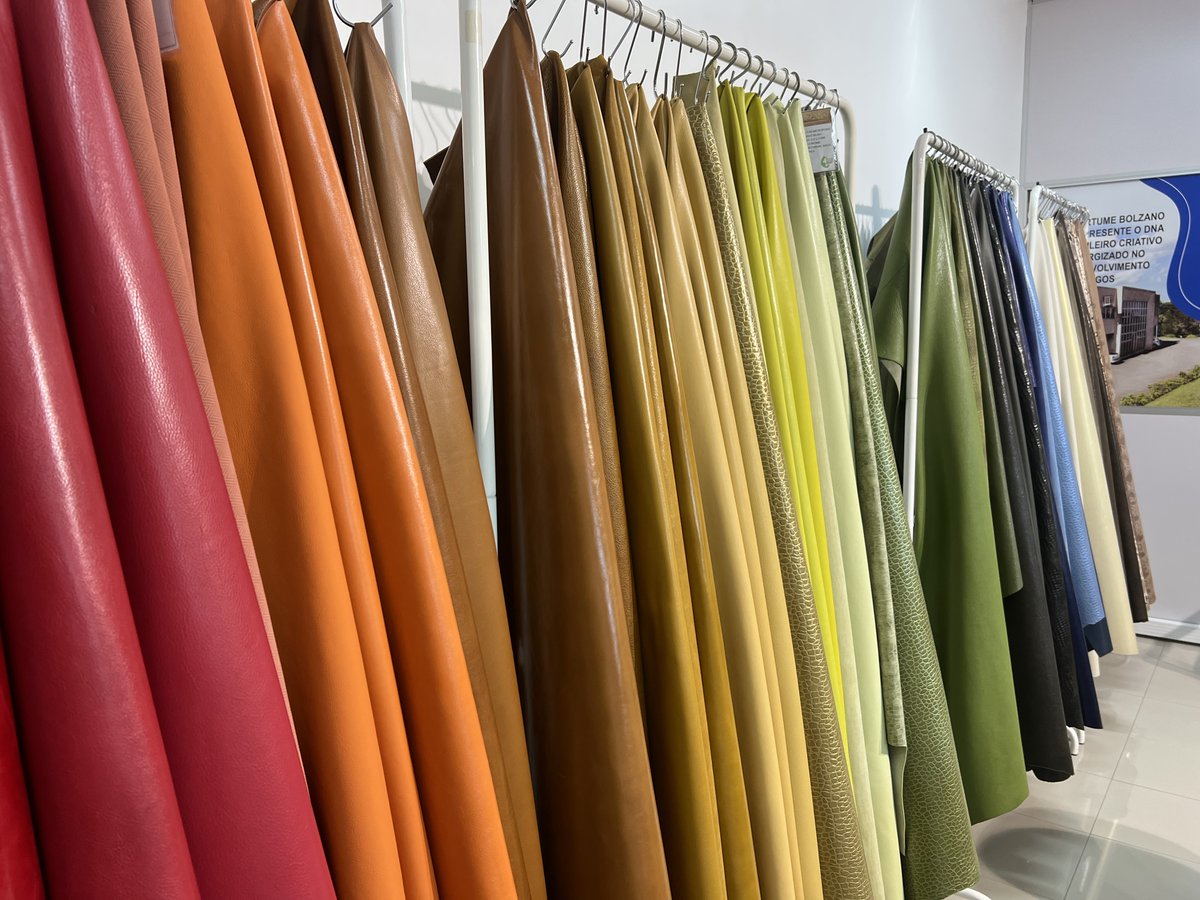 International Leather Maker tweet media