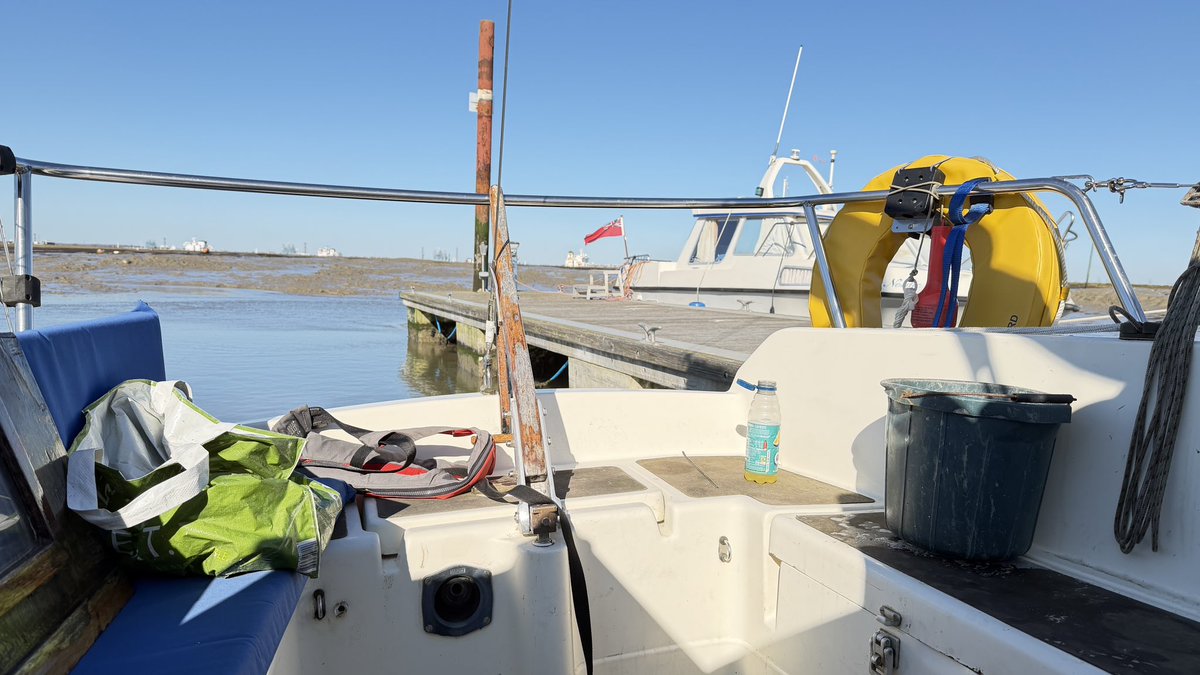 Peter Henley tweet media