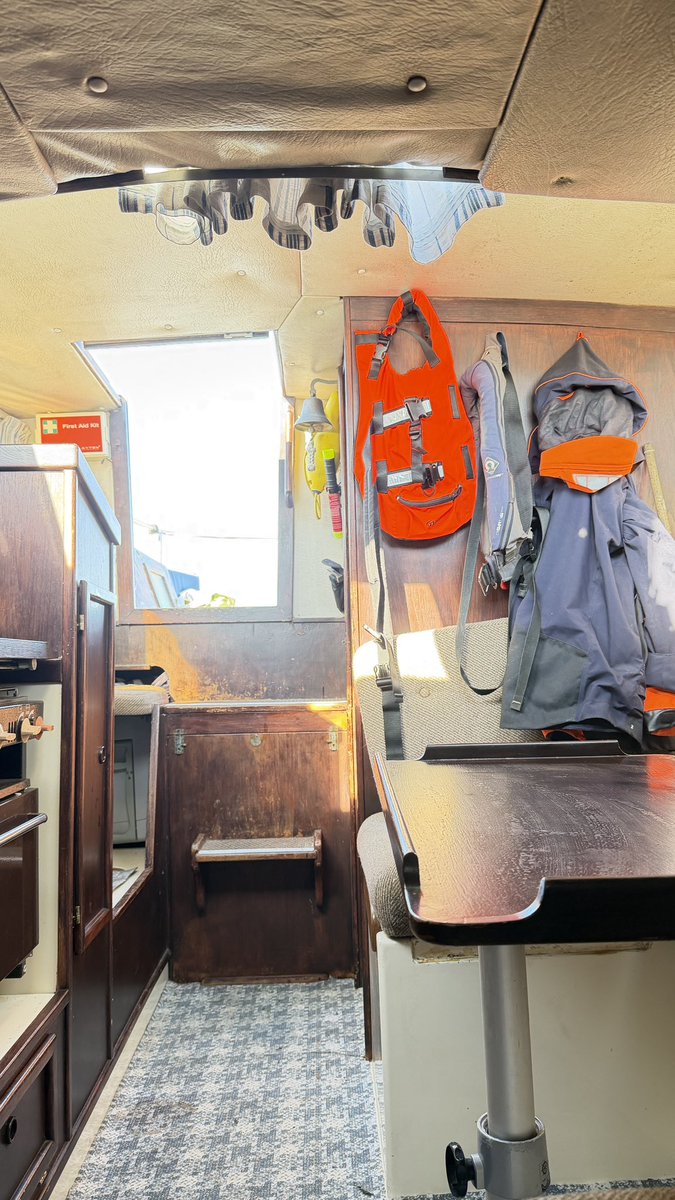 Peter Henley tweet media