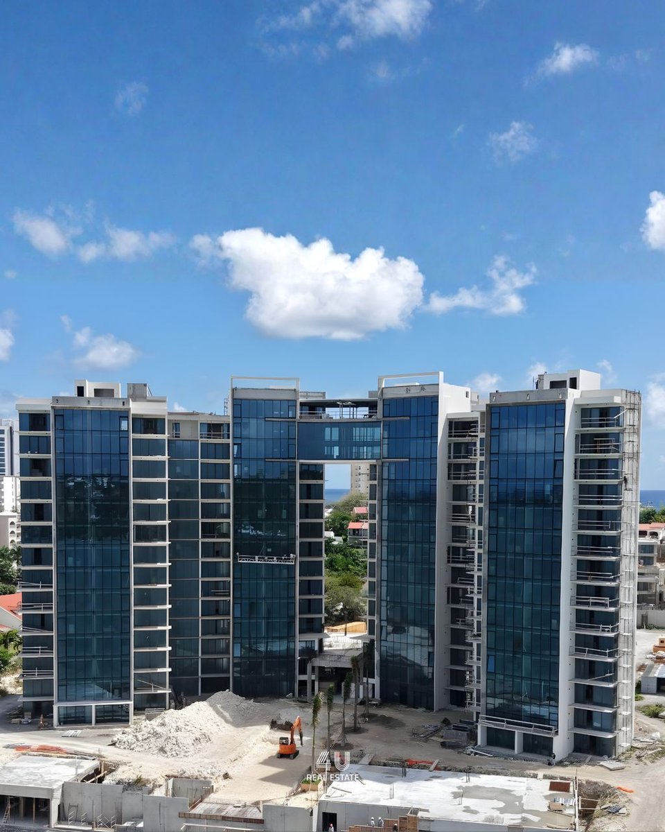 4U Real Estate Sint Maarten tweet media