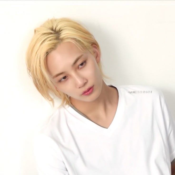 How many days until OT13 SVT return? tweet media