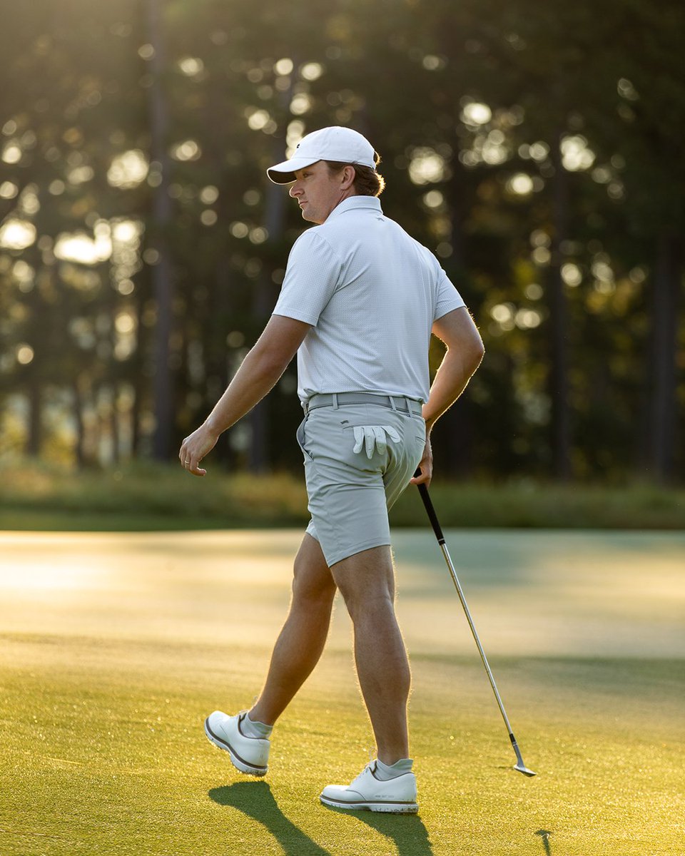 SUN DAY RED tweet media