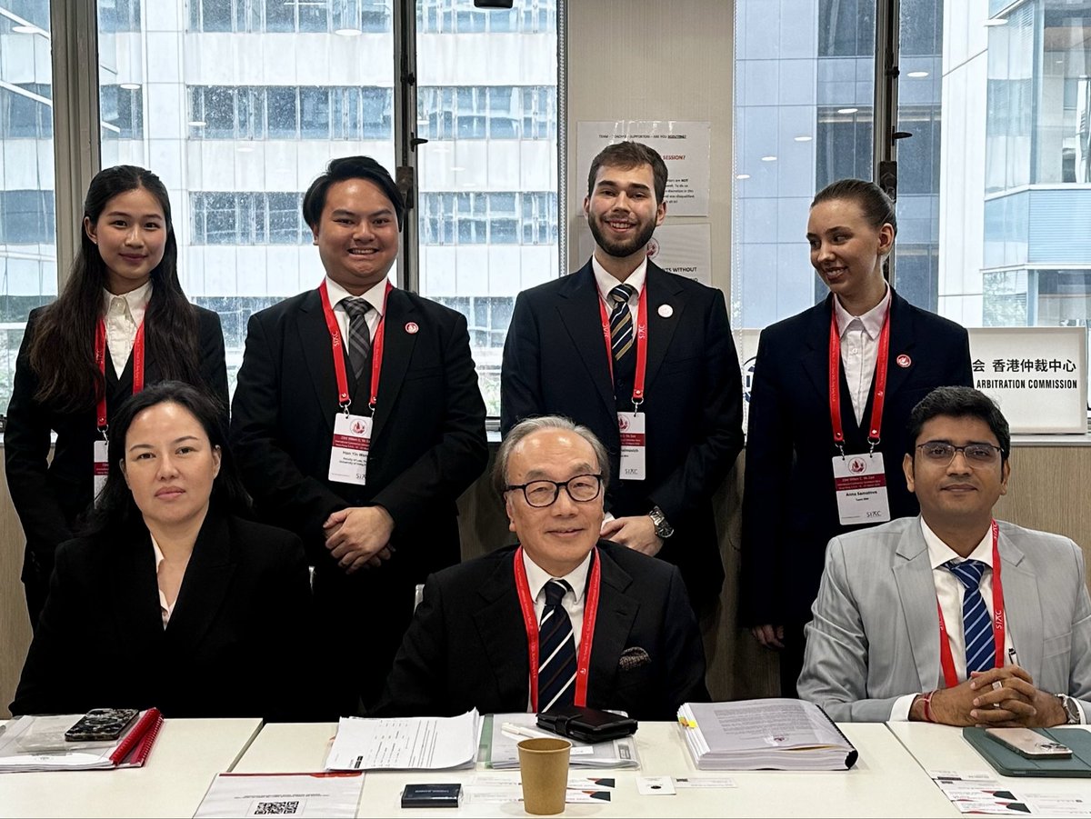 AlanKahKitLeong's tweet photo. Privileged to be arbitrator for Oral Arguments Week of the 23rd Willem C Vis (East) International Commercial Moot in Hong Kong.  Warmest congratulations go to all the participating teams for efforts they put into drafting the written submissions and drilling for oral arguments. https://t.co/TIfCXOY2pZ