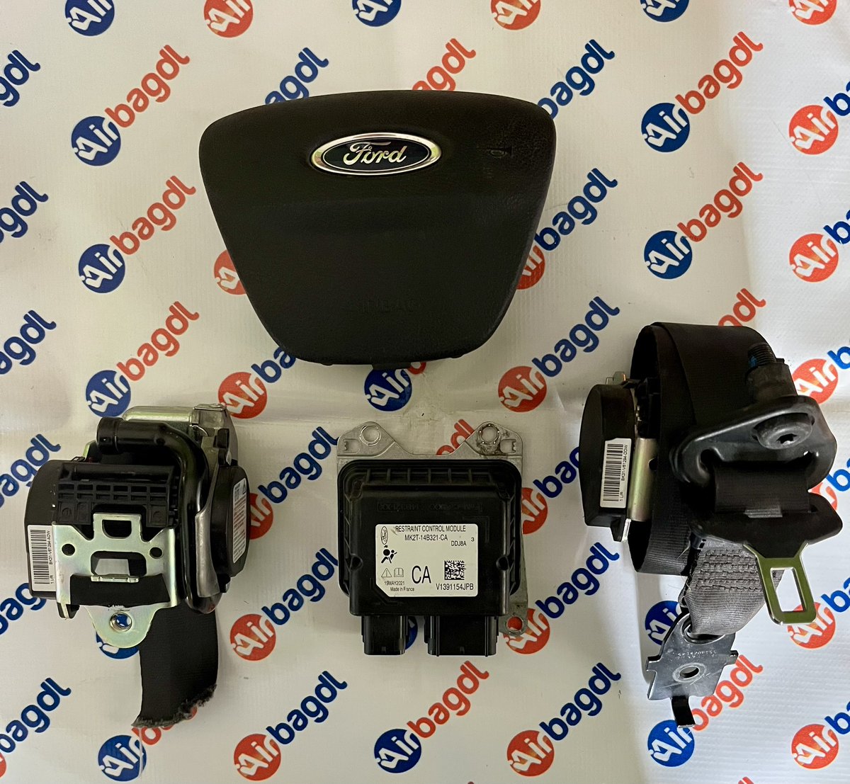 airbagdl's tweet photo. Kit bolsas de aire Ford Transit 2022 #ford #transit #airbagdl #bolsasdeaire #airbags #curtains #cortinas #resortereloj #clockspring #kitbolsasdeaire #srs #autopartes #autoparts #kneeairbag https://t.co/oZ2lHXzn2Y