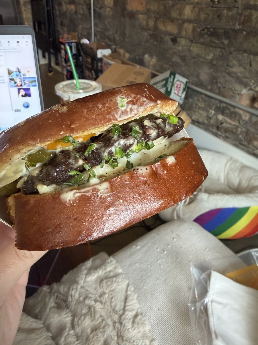 Arby’s Stan Account tweet media