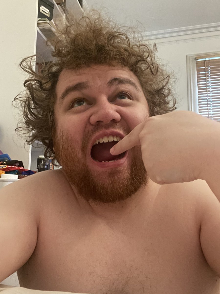 camhotrouts's tweet photo. URGENT APPEAL: dick-starved dork wants to be photographed with your dick in his mouth. Do I have any followers who can help 🙏 https://t.co/0IXJvI0yKF
