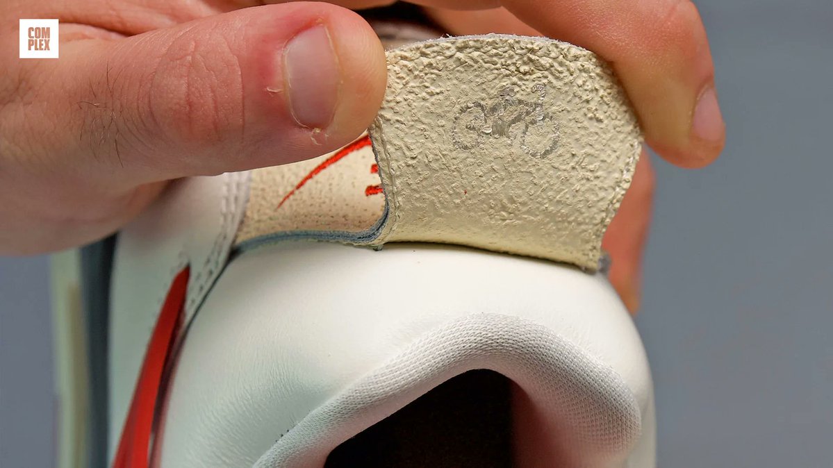 JustFreshKicks tweet media